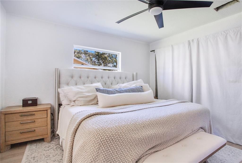 待售: $379,999 (3 贝兹, 1 浴室, 1313 平方英尺)