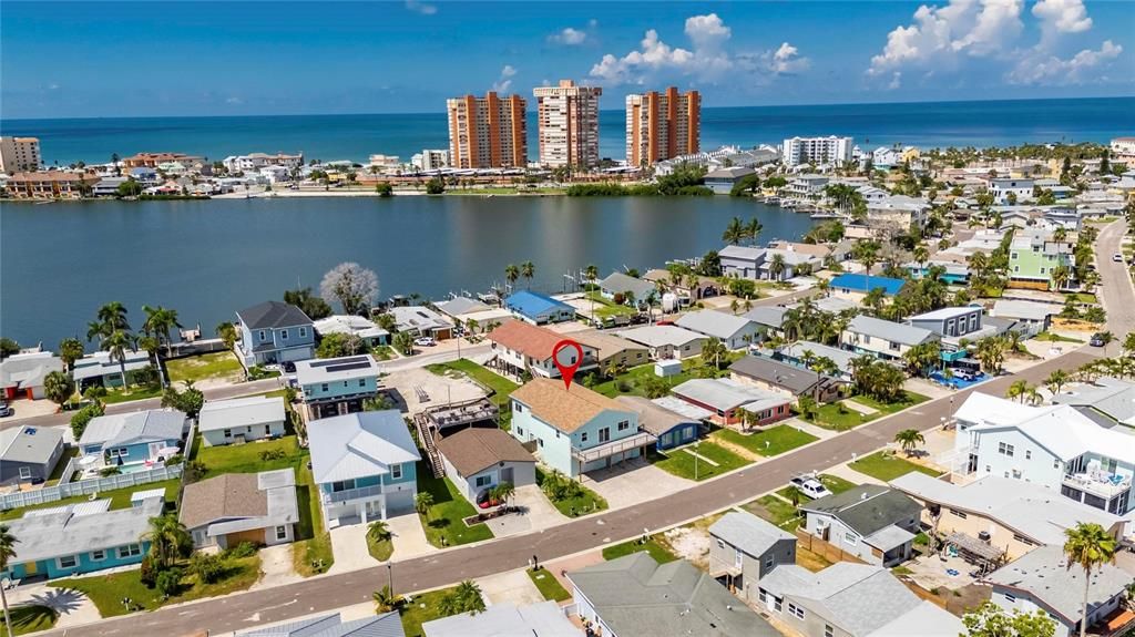 В аренду: $4,000 (3 спален, 2 ванн, 1722 Квадратных фут)