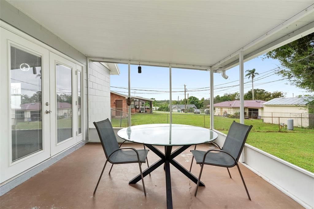 На продажу: $265,000 (3 спален, 2 ванн, 1148 Квадратных фут)