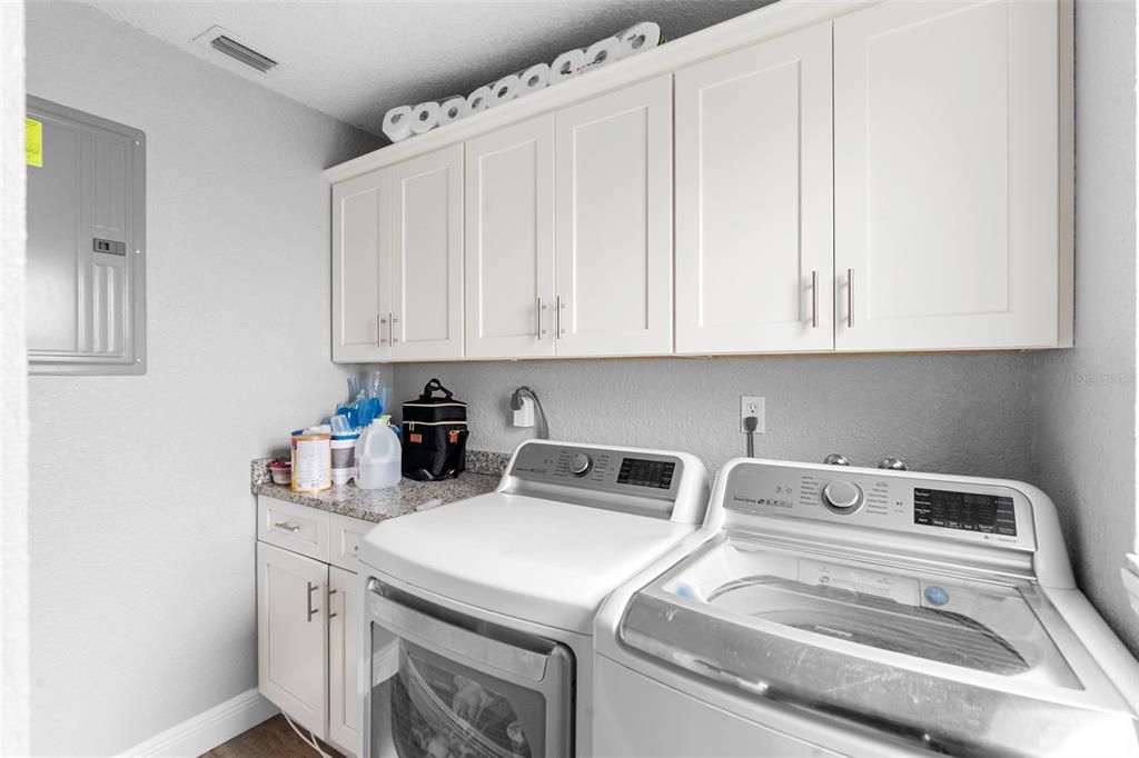 На продажу: $265,000 (3 спален, 2 ванн, 1148 Квадратных фут)