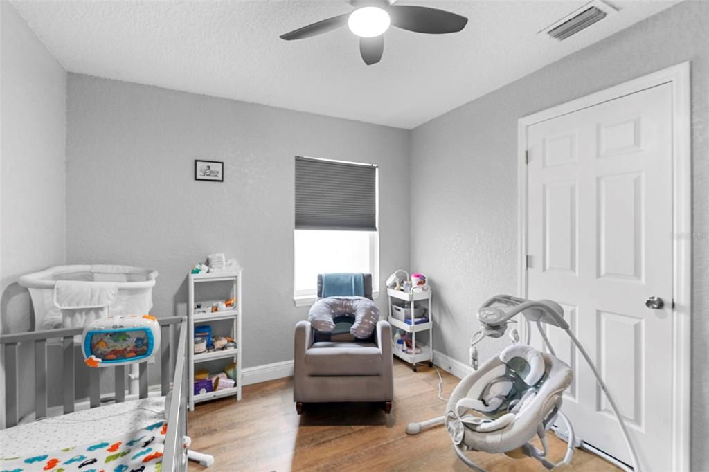 На продажу: $265,000 (3 спален, 2 ванн, 1148 Квадратных фут)