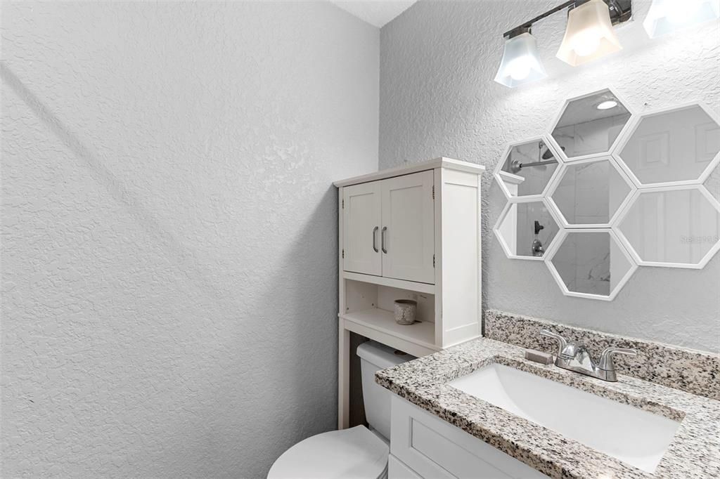 На продажу: $265,000 (3 спален, 2 ванн, 1148 Квадратных фут)