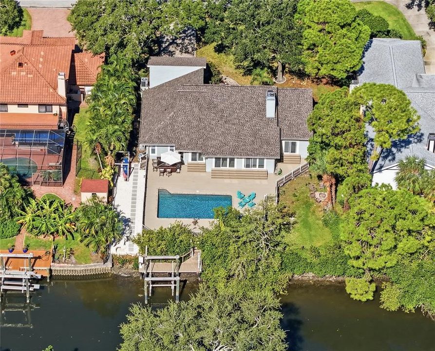 合同活跃: $1,175,000 (3 贝兹, 2 浴室, 2544 平方英尺)