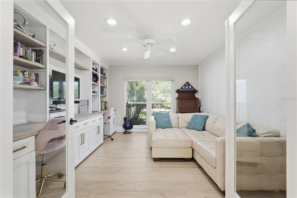 合同活跃: $1,175,000 (3 贝兹, 2 浴室, 2544 平方英尺)