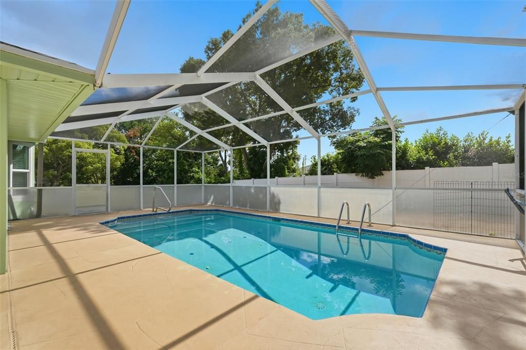 待售: $314,900 (2 贝兹, 2 浴室, 1611 平方英尺)