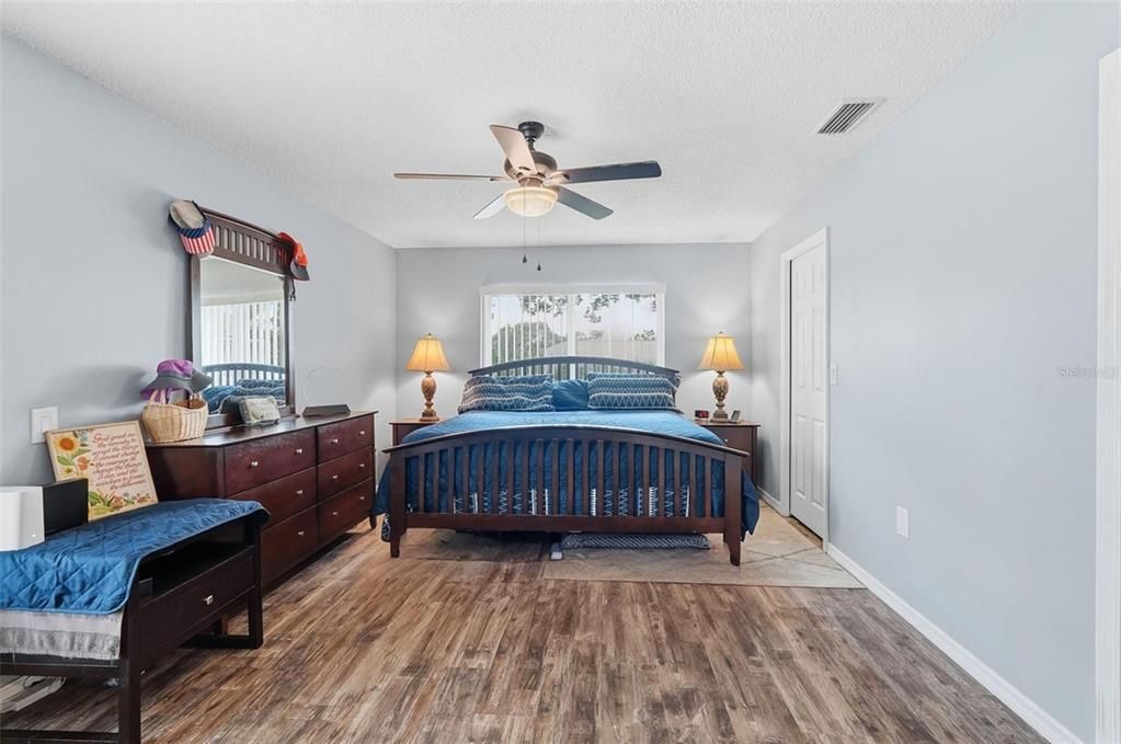 待售: $314,900 (2 贝兹, 2 浴室, 1611 平方英尺)