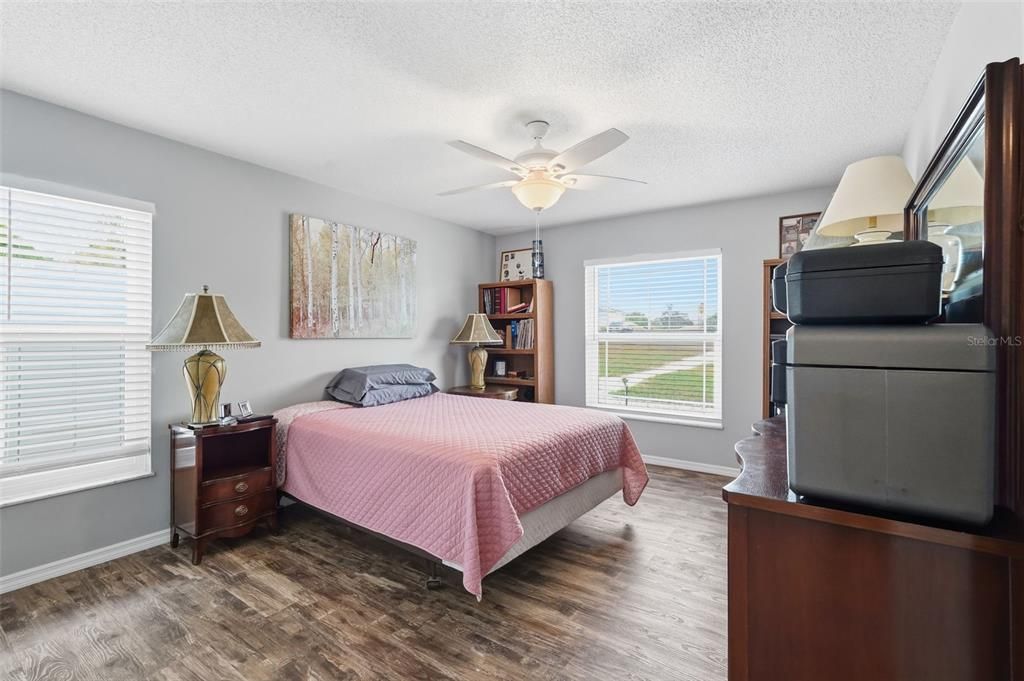 待售: $314,900 (2 贝兹, 2 浴室, 1611 平方英尺)