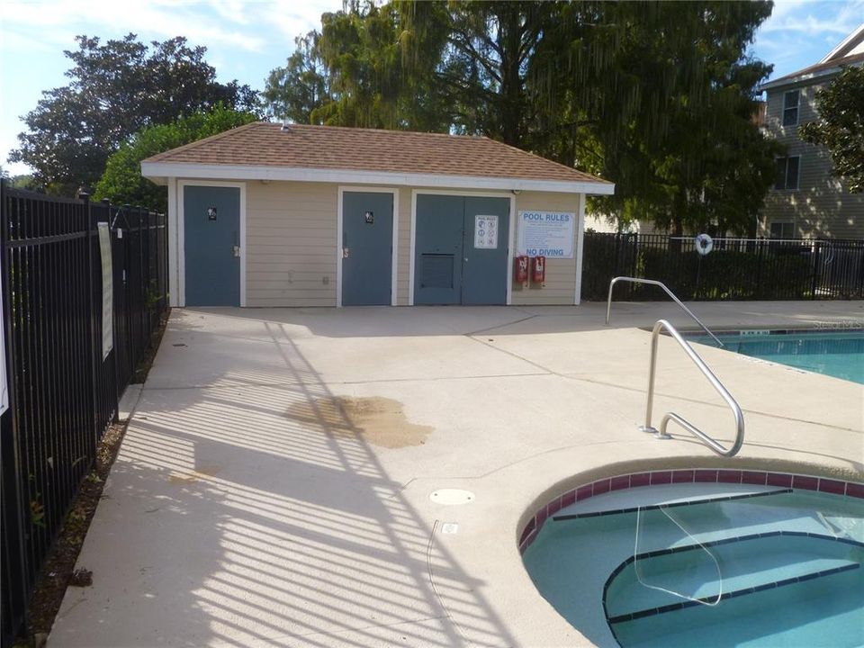 For Sale: $197,000 (4 beds, 4 baths, 1225 Square Feet)