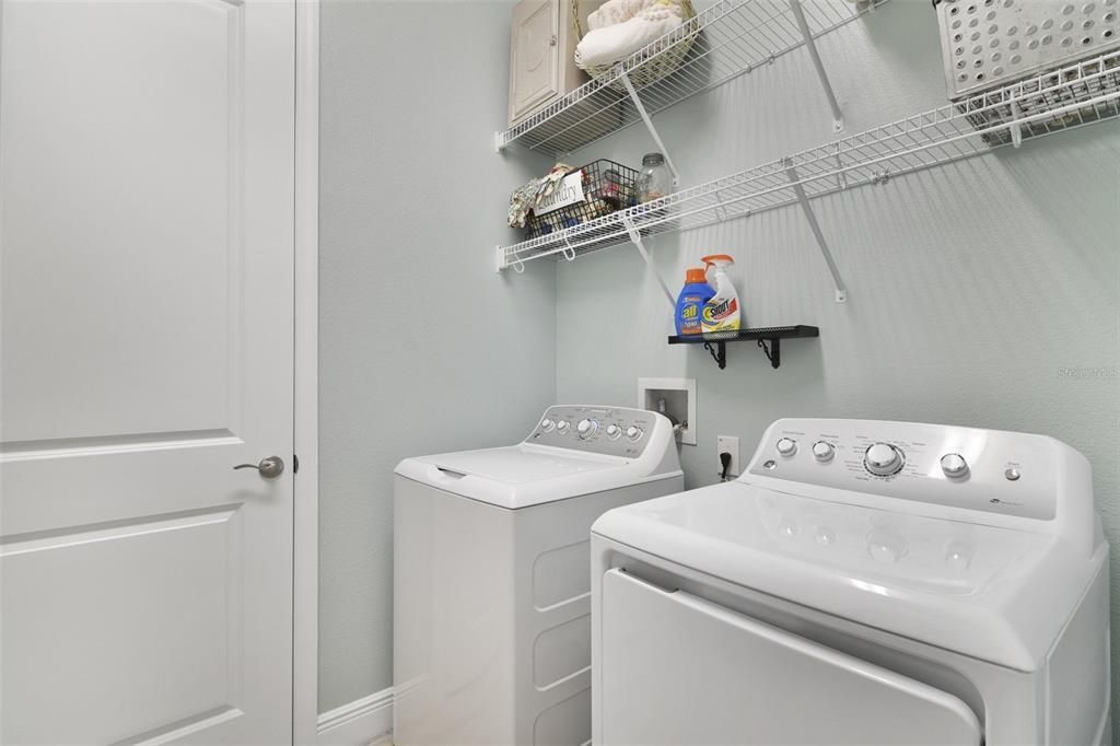 For Sale: $379,990 (2 beds, 2 baths, 1778 Square Feet)