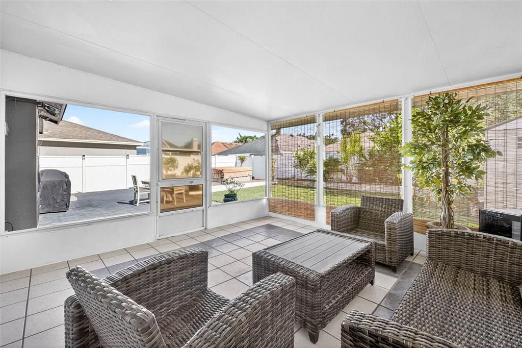 合同活跃: $375,000 (3 贝兹, 2 浴室, 1516 平方英尺)