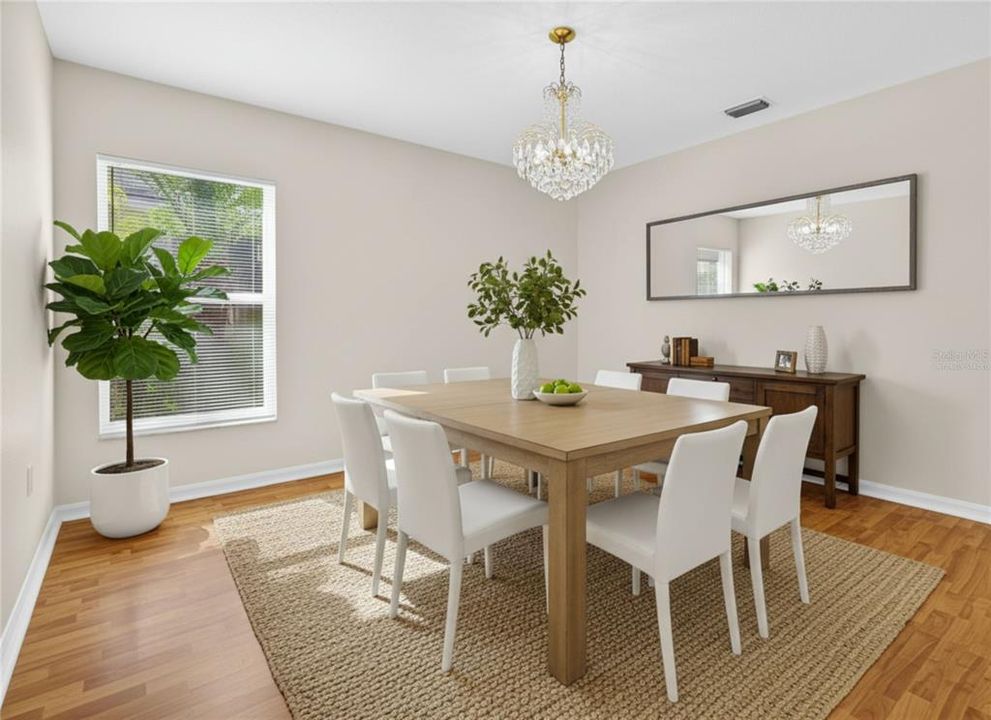 合同活跃: $375,000 (3 贝兹, 2 浴室, 1516 平方英尺)