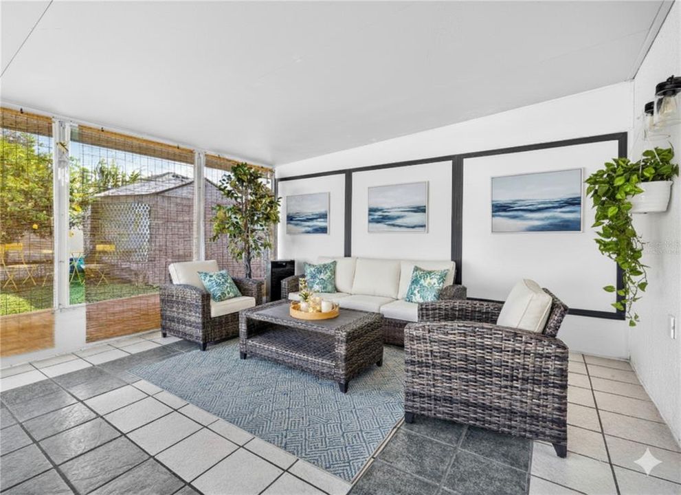 合同活跃: $375,000 (3 贝兹, 2 浴室, 1516 平方英尺)