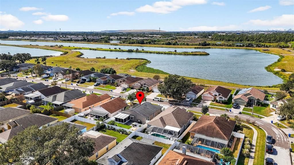 合同活跃: $375,000 (3 贝兹, 2 浴室, 1516 平方英尺)