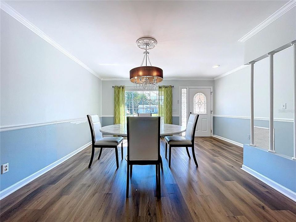 待售: $435,000 (3 贝兹, 2 浴室, 2094 平方英尺)