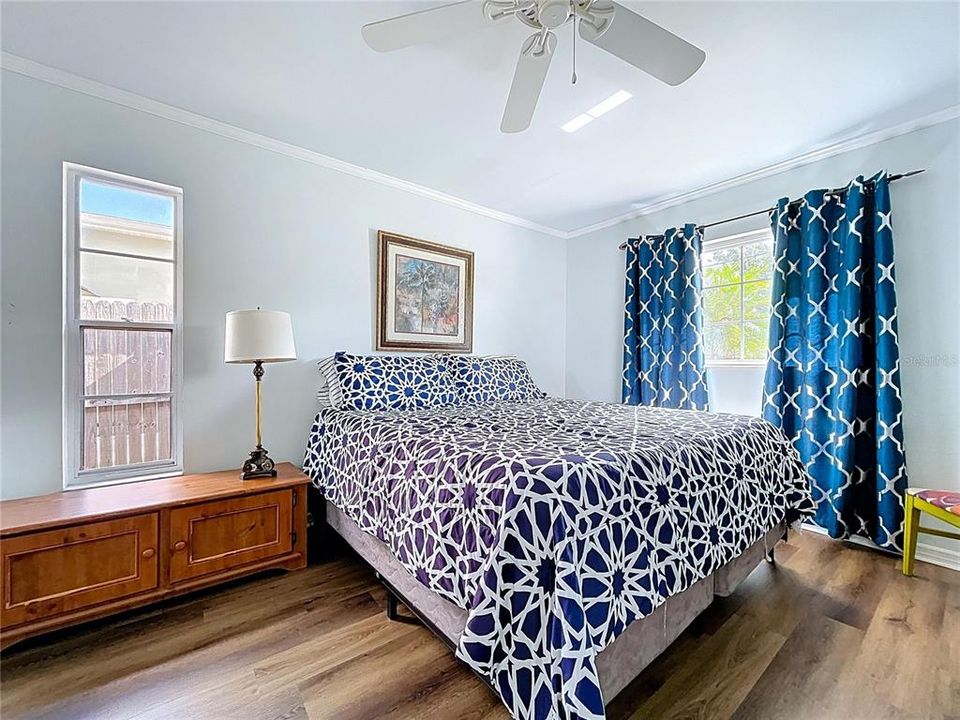 待售: $435,000 (3 贝兹, 2 浴室, 2094 平方英尺)