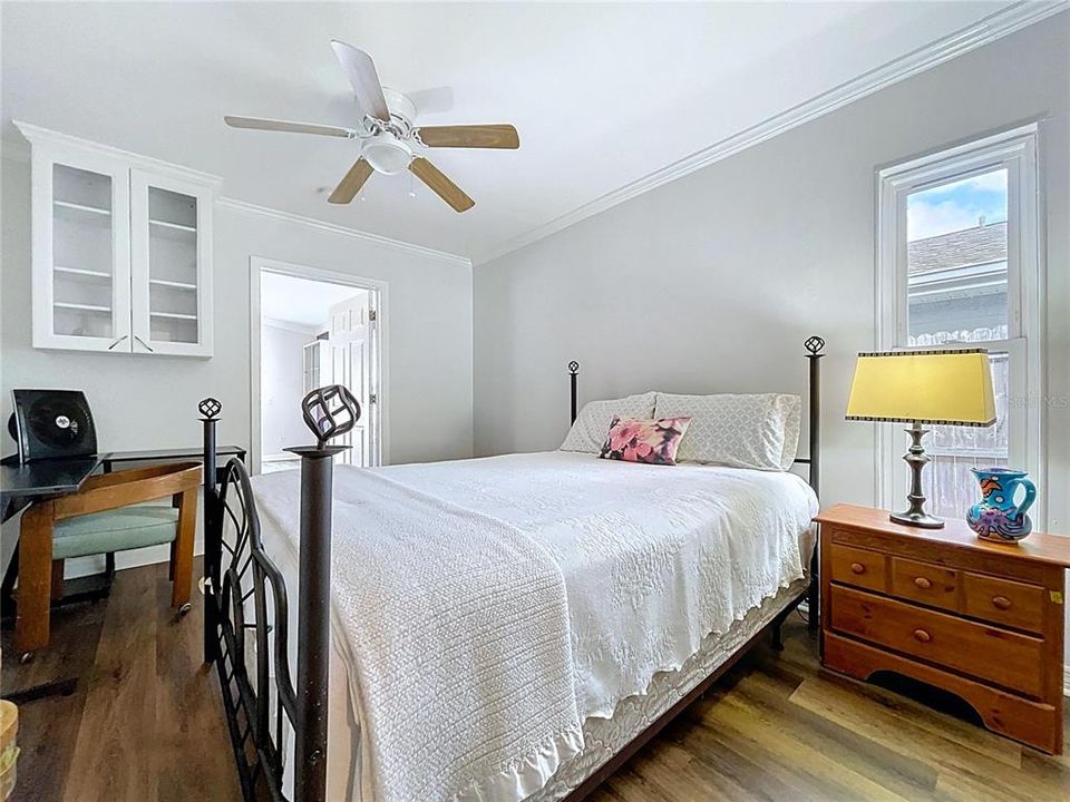 待售: $435,000 (3 贝兹, 2 浴室, 2094 平方英尺)