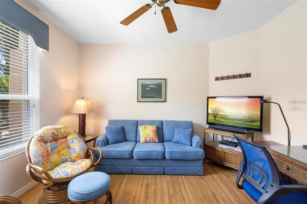 For Rent: $3,900 (3 beds, 2 baths, 1614 Square Feet)