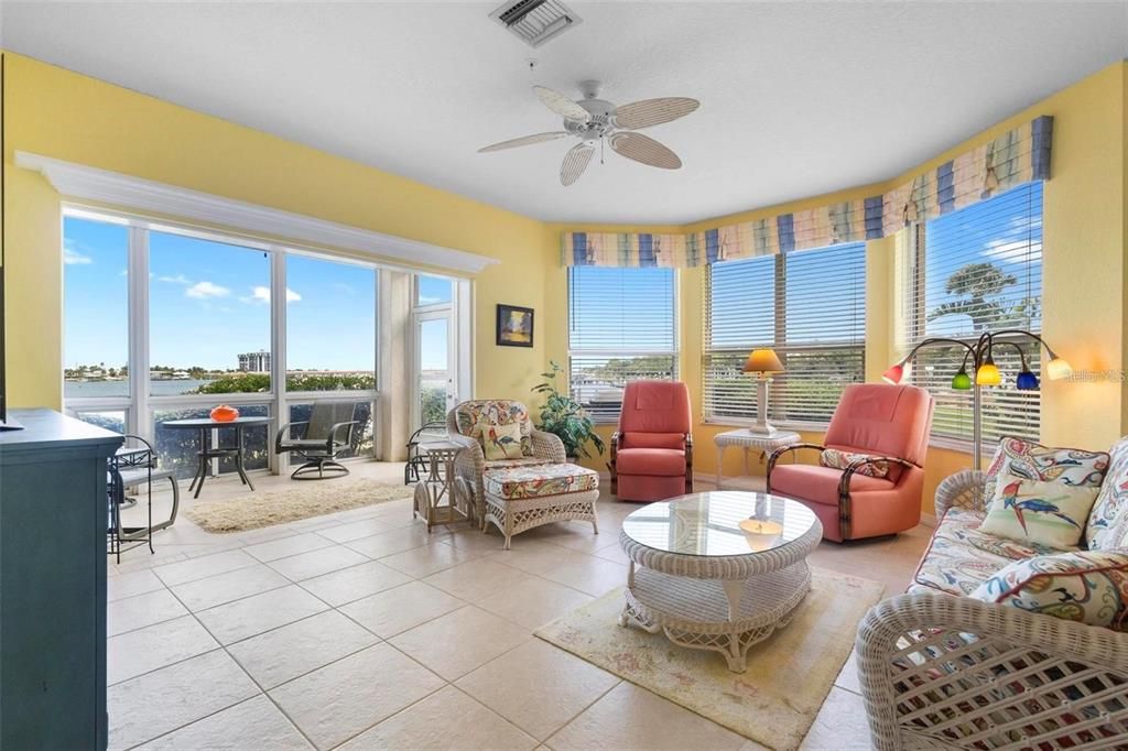 For Rent: $3,900 (3 beds, 2 baths, 1614 Square Feet)