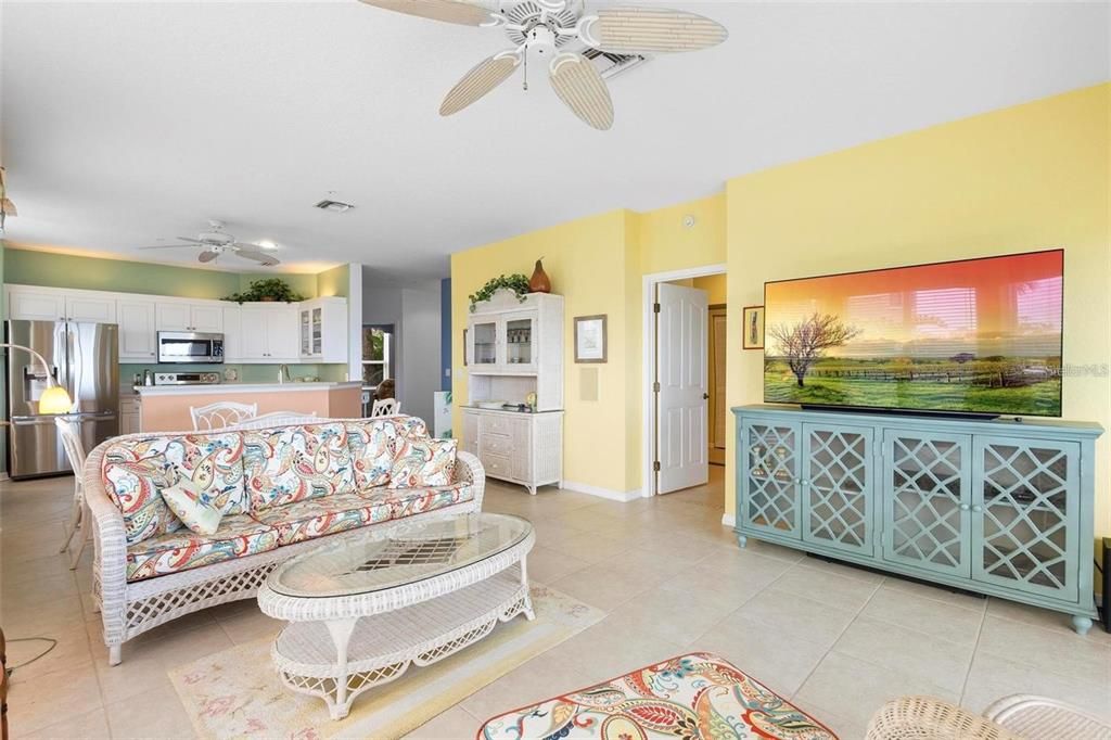 For Rent: $3,900 (3 beds, 2 baths, 1614 Square Feet)