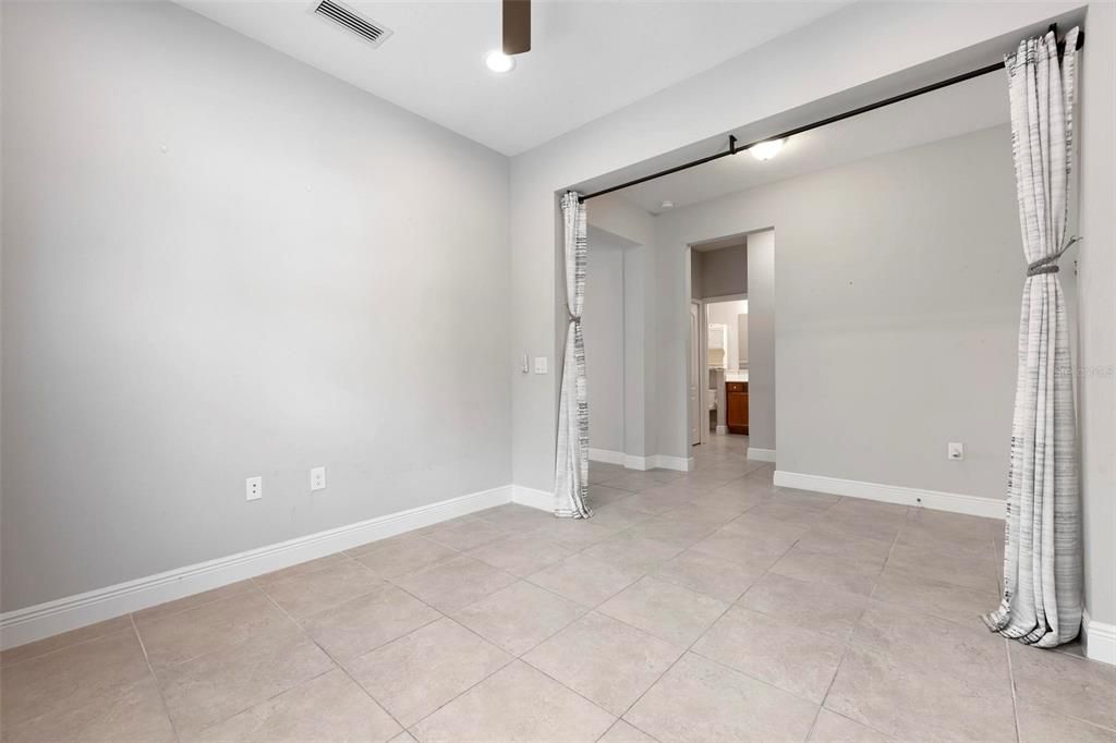 For Rent: $2,500 (2 beds, 2 baths, 1436 Square Feet)