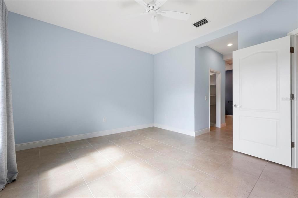 For Rent: $2,500 (2 beds, 2 baths, 1436 Square Feet)