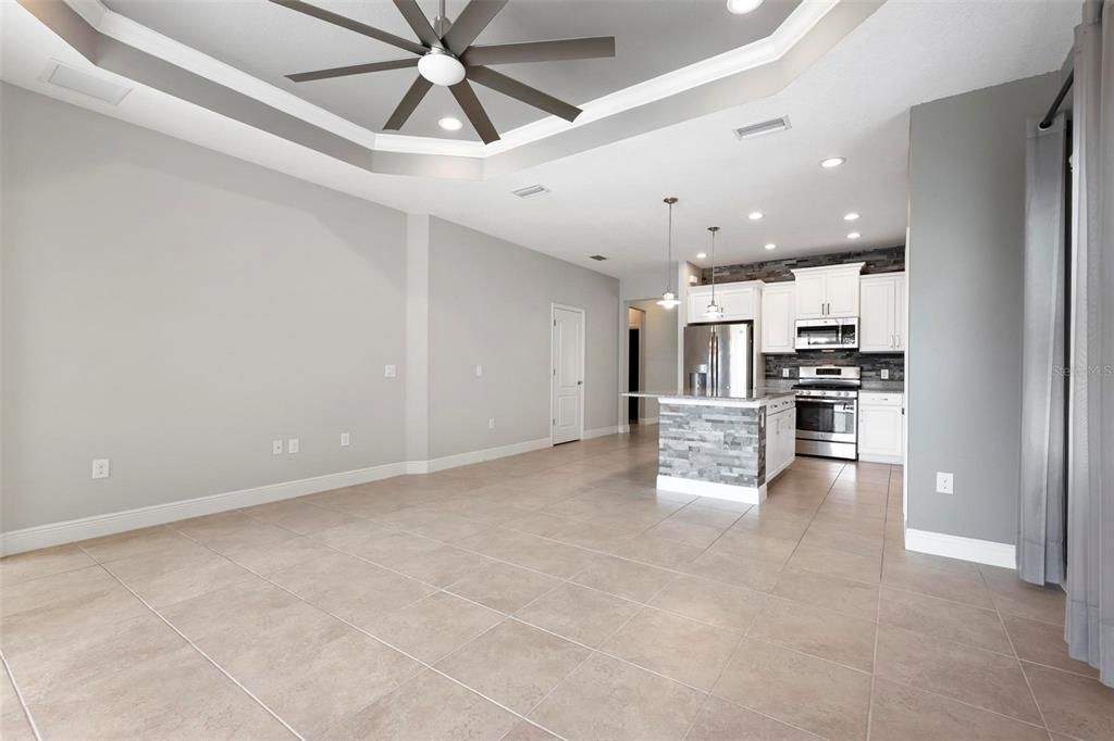 For Rent: $2,500 (2 beds, 2 baths, 1436 Square Feet)