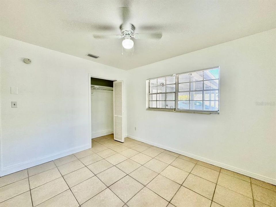 出租: $1,700 (3 贝兹, 1 浴室, 1272 平方英尺)