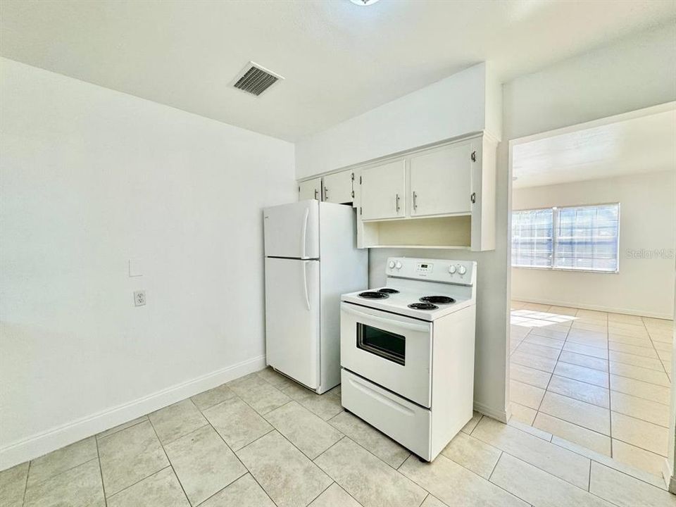 出租: $1,700 (3 贝兹, 1 浴室, 1272 平方英尺)