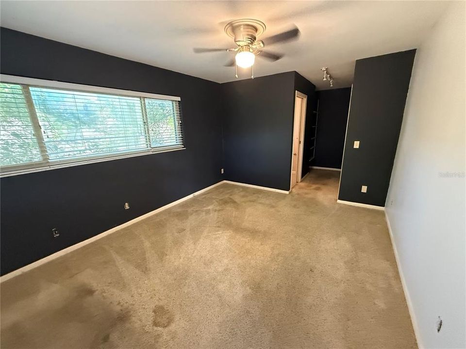 Active With Contract: $366,500 (4 beds, 2 baths, 1758 Square Feet)