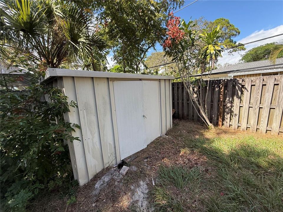 Active With Contract: $366,500 (4 beds, 2 baths, 1758 Square Feet)