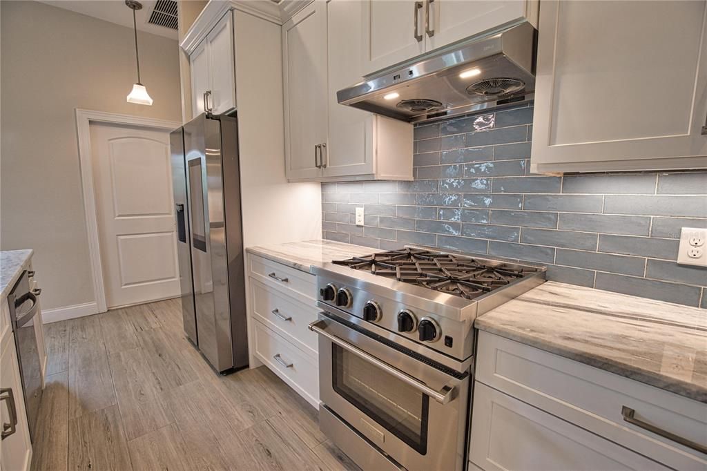 На продажу: $579,000 (3 спален, 2 ванн, 1760 Квадратных фут)