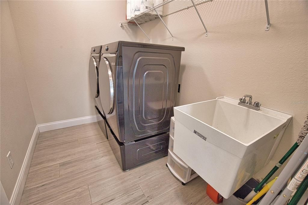 На продажу: $579,000 (3 спален, 2 ванн, 1760 Квадратных фут)