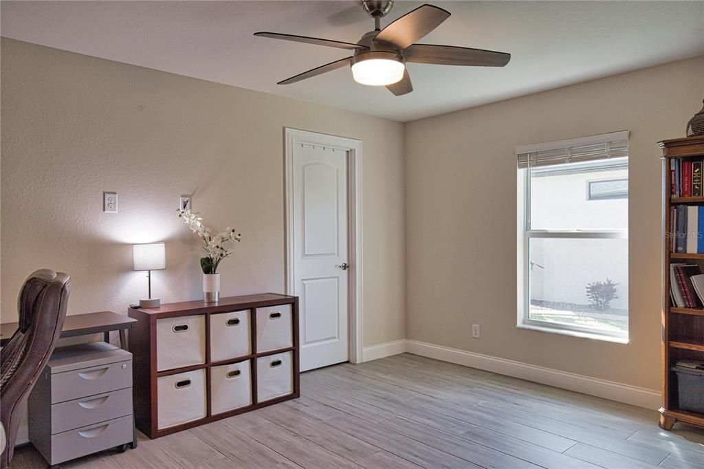 На продажу: $579,000 (3 спален, 2 ванн, 1760 Квадратных фут)