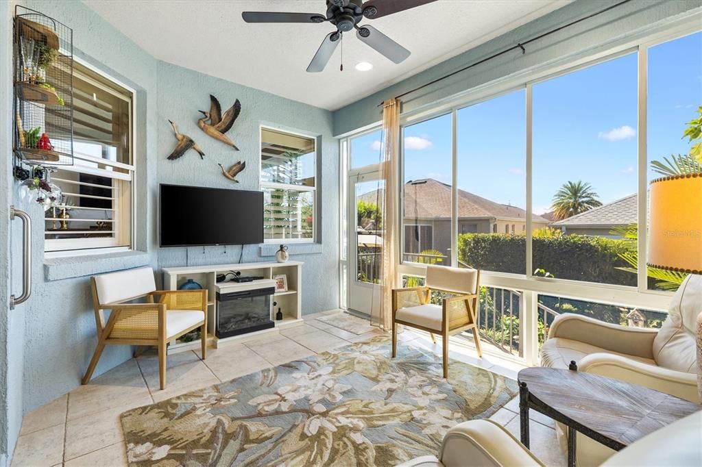 Active With Contract: $569,000 (3 beds, 2 baths, 2037 Square Feet)