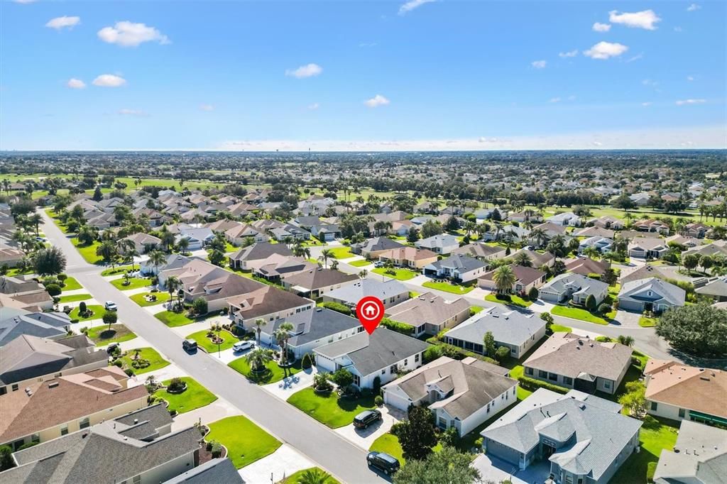 Active With Contract: $569,000 (3 beds, 2 baths, 2037 Square Feet)