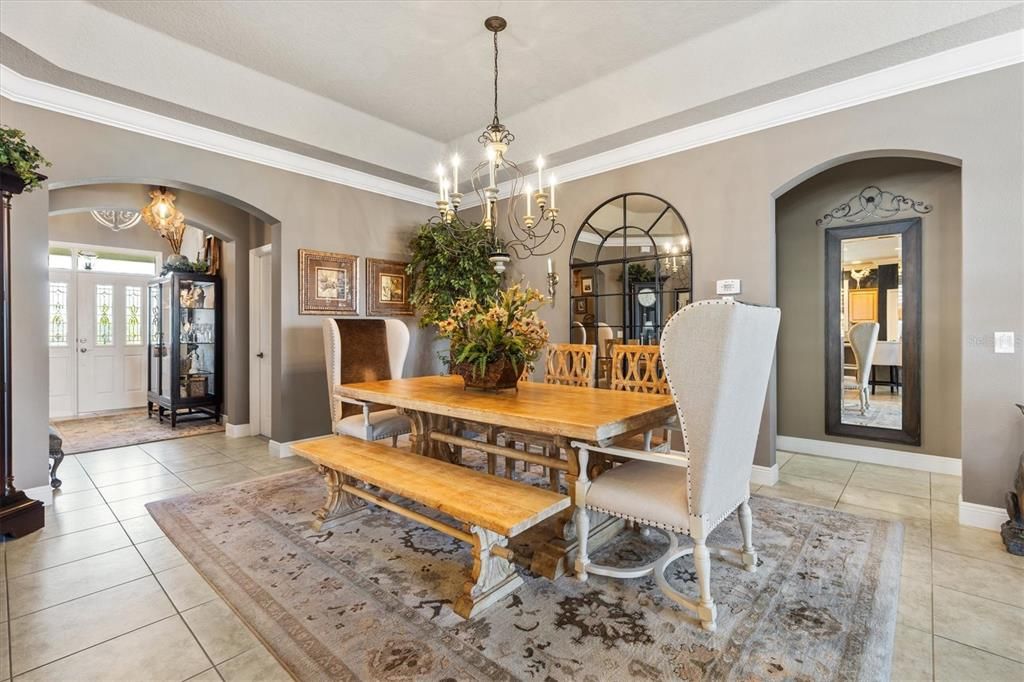 Active With Contract: $569,000 (3 beds, 2 baths, 2037 Square Feet)