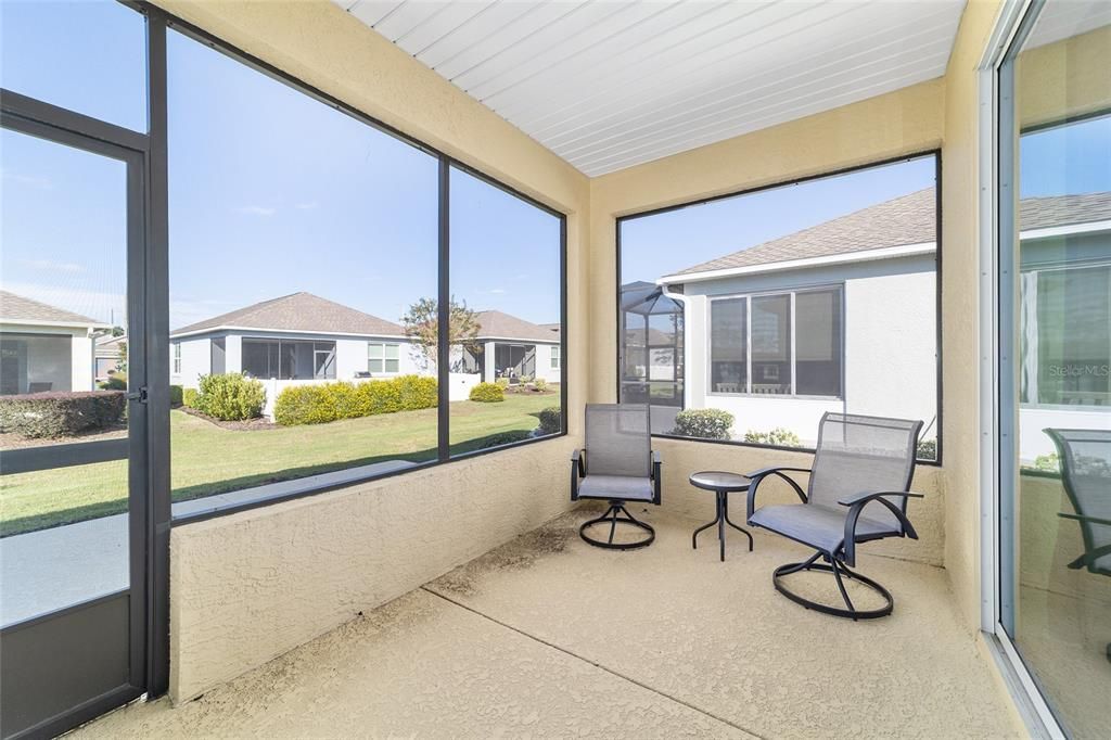 For Sale: $249,900 (2 beds, 2 baths, 1344 Square Feet)