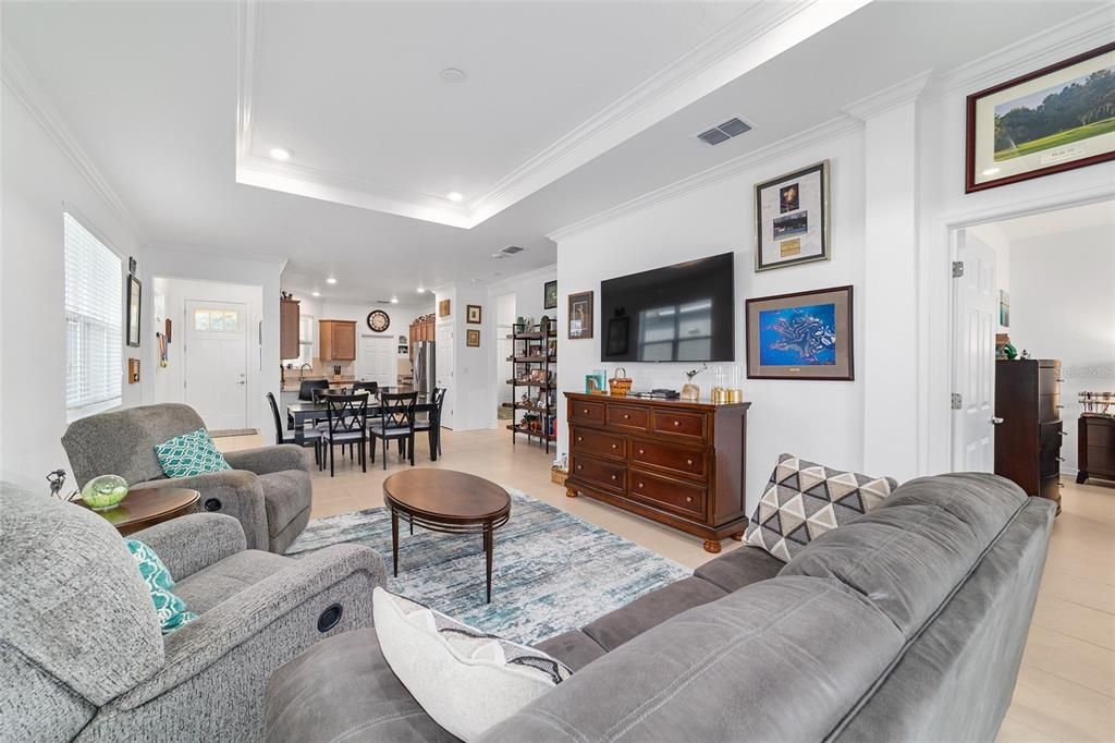 For Sale: $249,900 (2 beds, 2 baths, 1344 Square Feet)