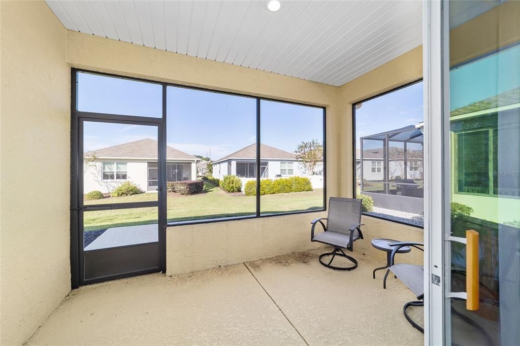 For Sale: $249,900 (2 beds, 2 baths, 1344 Square Feet)