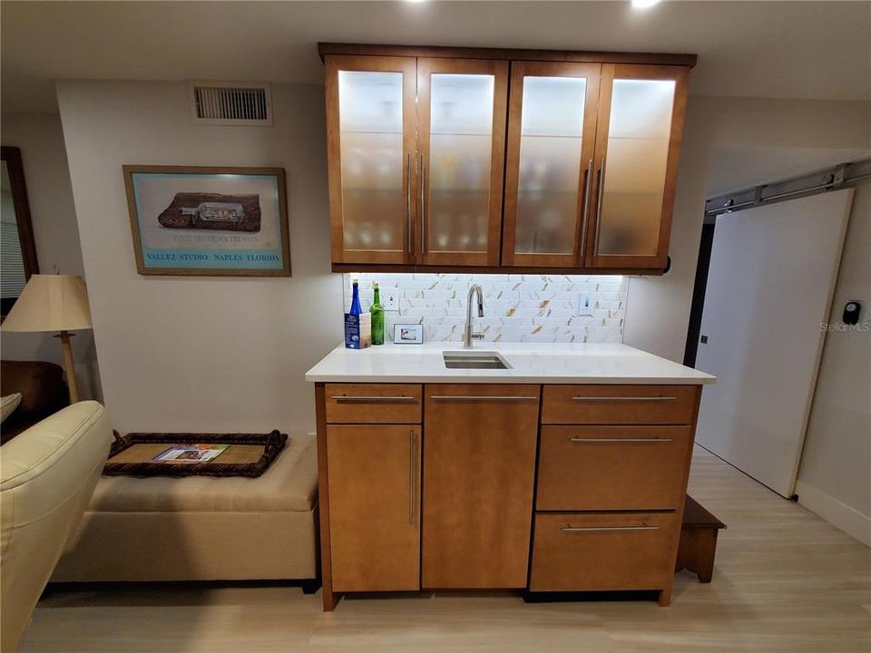 В аренду: $4,950 (2 спален, 2 ванн, 1040 Квадратных фут)