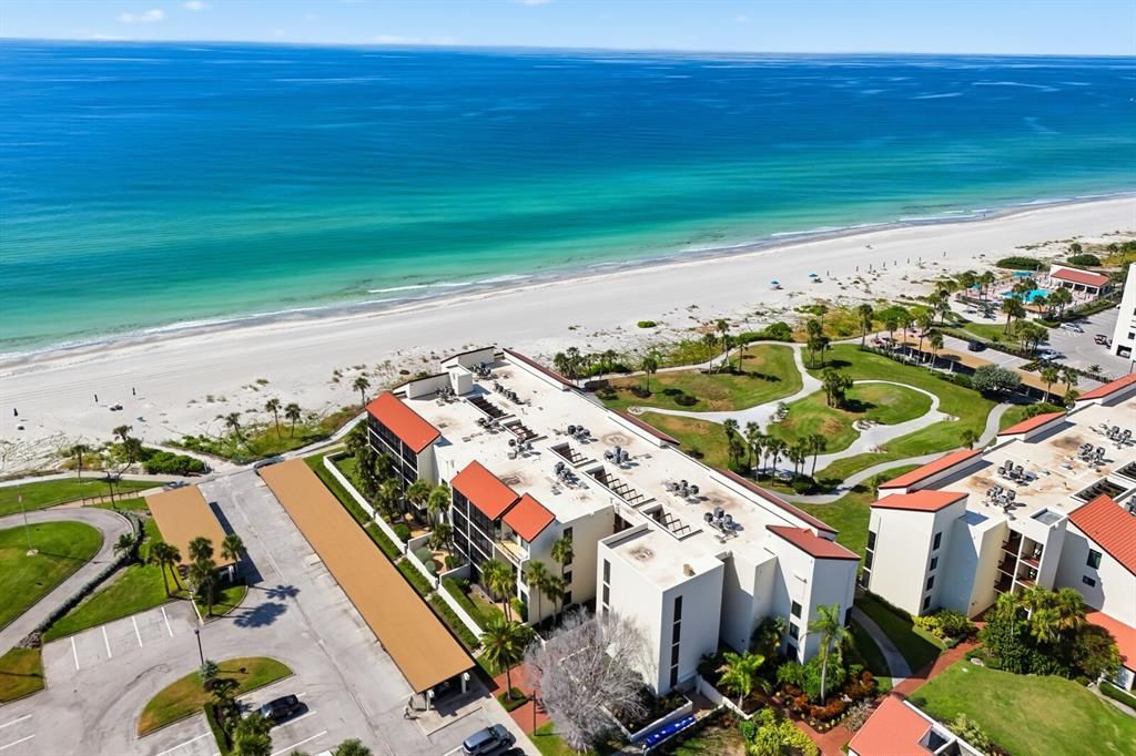 На продажу: $495,000 (2 спален, 2 ванн, 933 Квадратных фут)