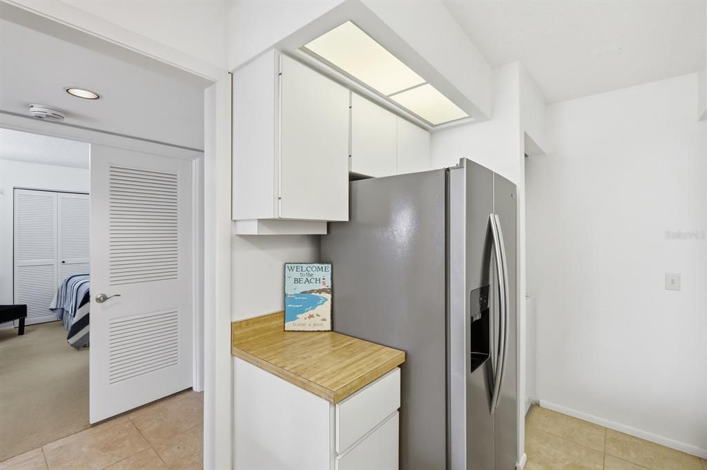 На продажу: $495,000 (2 спален, 2 ванн, 933 Квадратных фут)