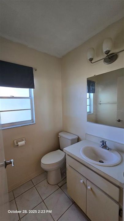 For Sale: $85,000 (1 beds, 1 baths, 800 Square Feet)