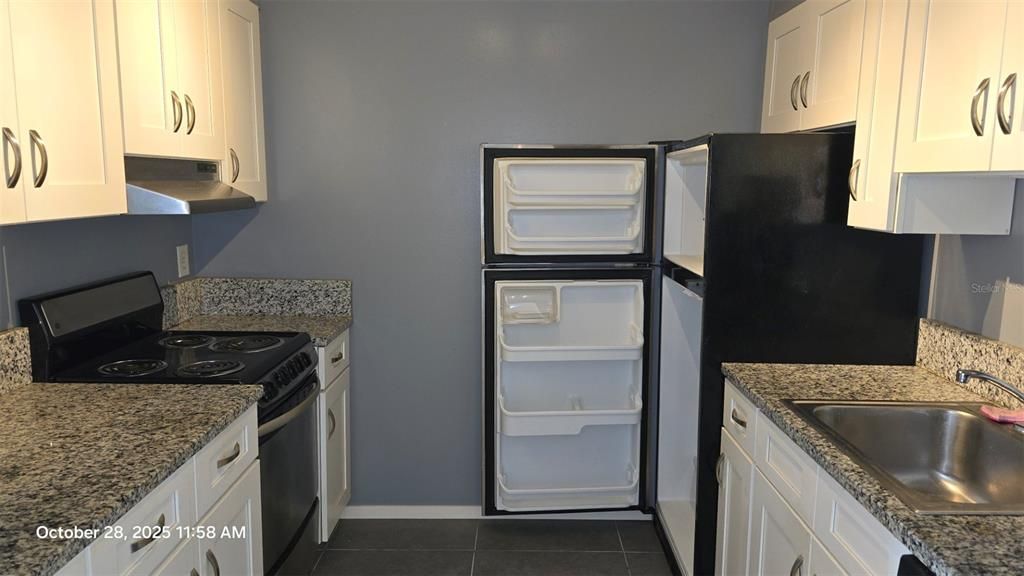 For Sale: $85,000 (1 beds, 1 baths, 800 Square Feet)