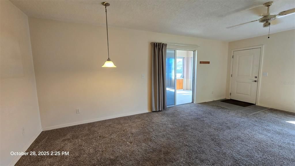 For Sale: $85,000 (1 beds, 1 baths, 800 Square Feet)
