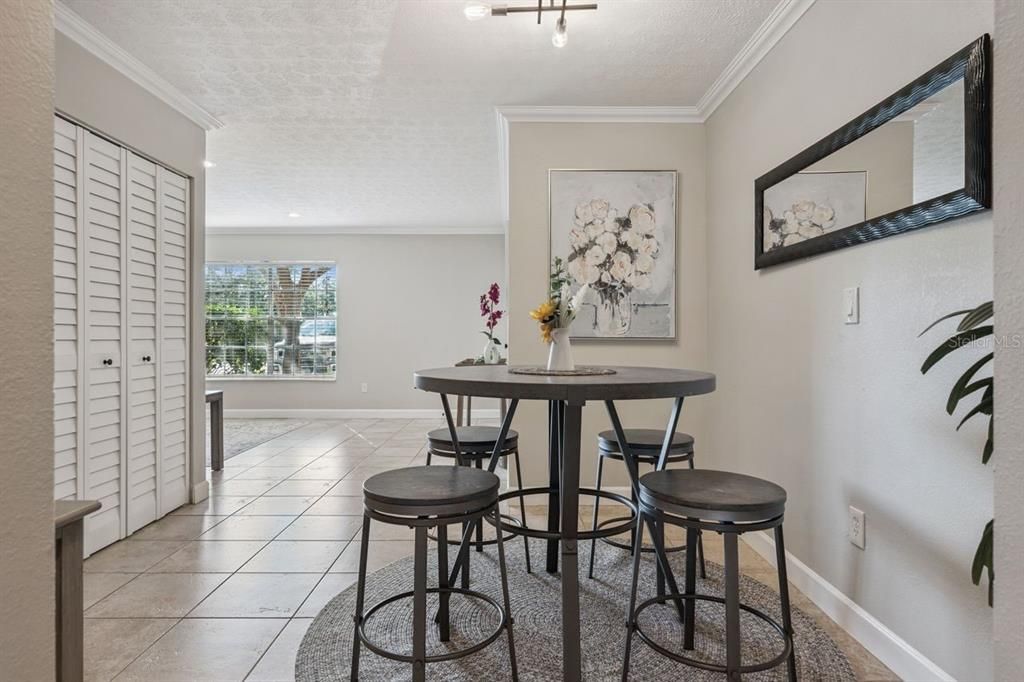 For Sale: $179,758 (1 beds, 1 baths, 730 Square Feet)