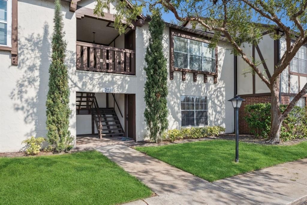 For Sale: $179,758 (1 beds, 1 baths, 730 Square Feet)