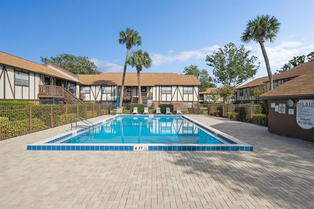 For Sale: $179,758 (1 beds, 1 baths, 730 Square Feet)