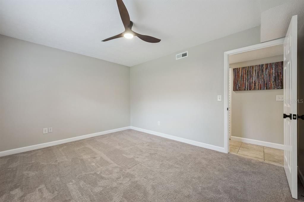 For Sale: $179,758 (1 beds, 1 baths, 730 Square Feet)