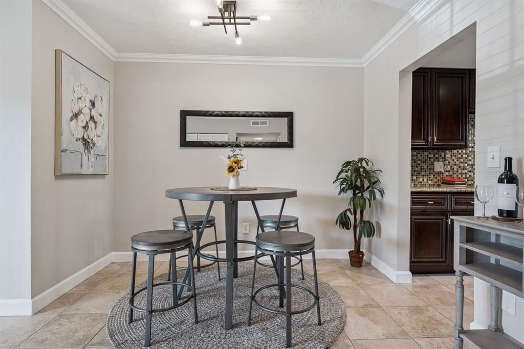 For Sale: $179,758 (1 beds, 1 baths, 730 Square Feet)